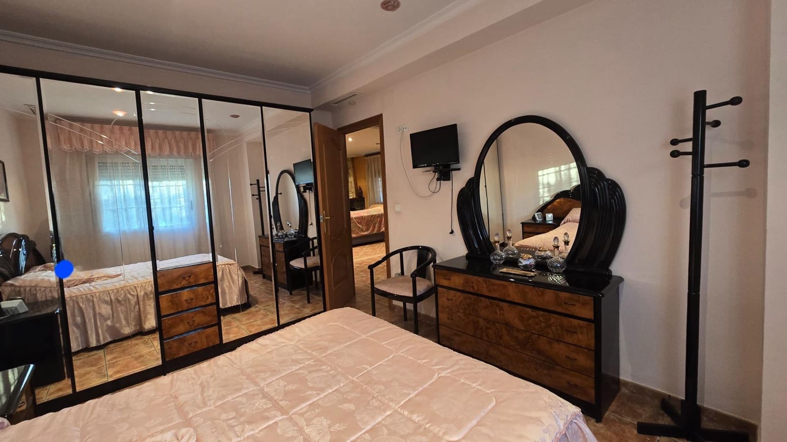 Chalet de 3 habitaciones en Elche / Elx en venta con piscina garaje - 339.900 € (Ref: 9441849)