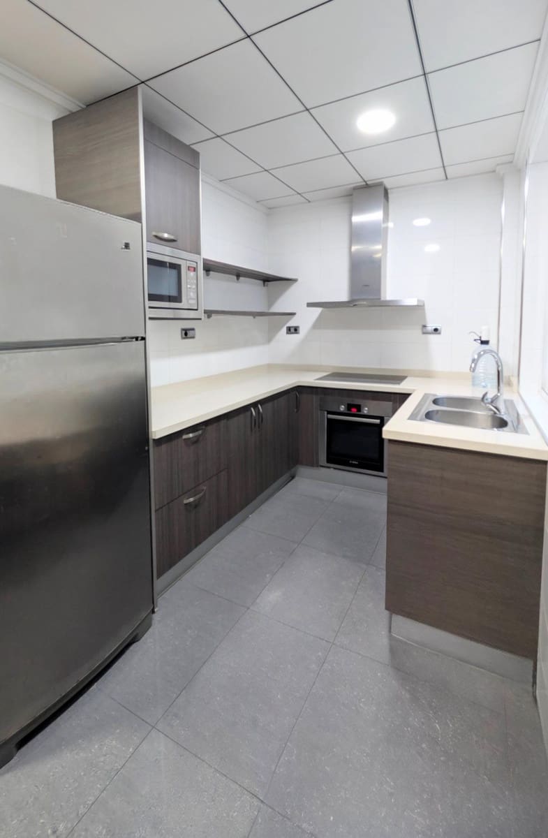 2 bedroom Flat for sale in Elche / Elx - € 138,000 (Ref: 9446609)