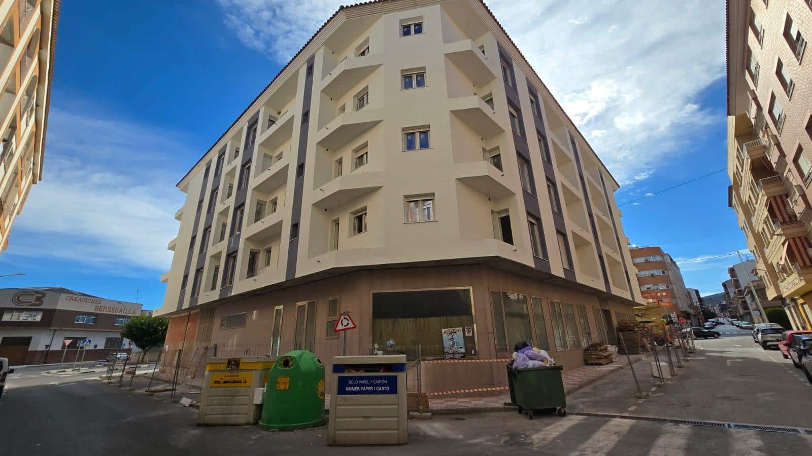 2 sovrum Lägenhet till salu i Castalla - 120 000 € (Ref: 9452832)