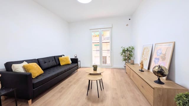 3 makuuhuone Asunto myytävänä paikassa Elche / Elx - 179 000 € (Ref: 9456488)