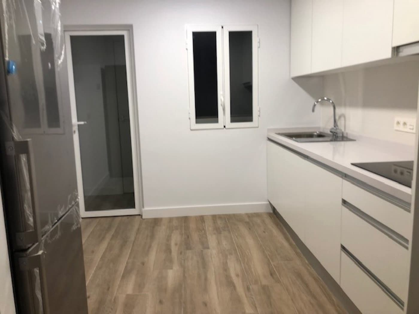 Appartement de 3 chambres à louer à Elche / Elx avec garage - 850 € (Ref: 9456489)