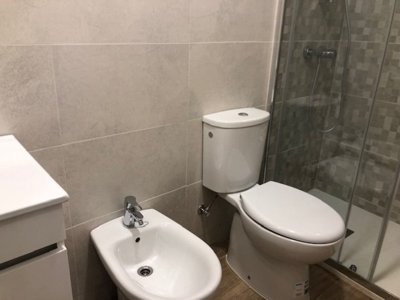 Appartement de 3 chambres à louer à Elche / Elx avec garage - 850 € (Ref: 9456489)