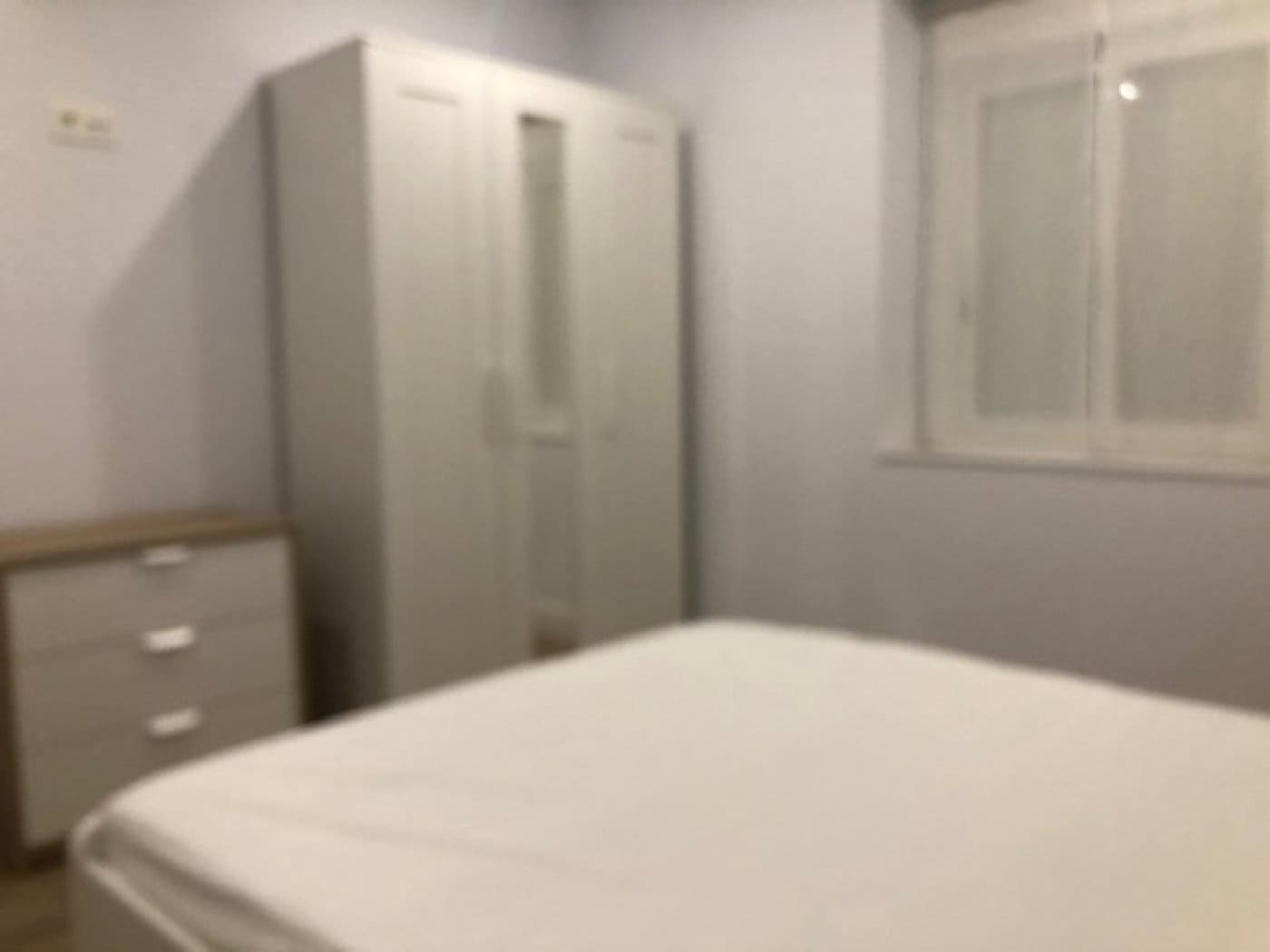 Appartement de 3 chambres à louer à Elche / Elx avec garage - 850 € (Ref: 9456489)