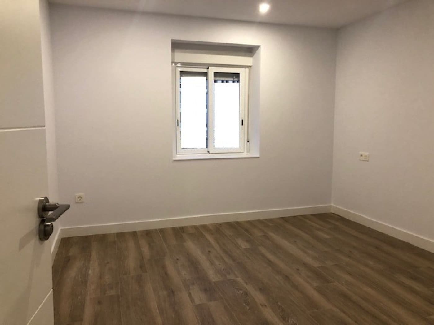 Appartement de 3 chambres à louer à Elche / Elx avec garage - 850 € (Ref: 9456489)