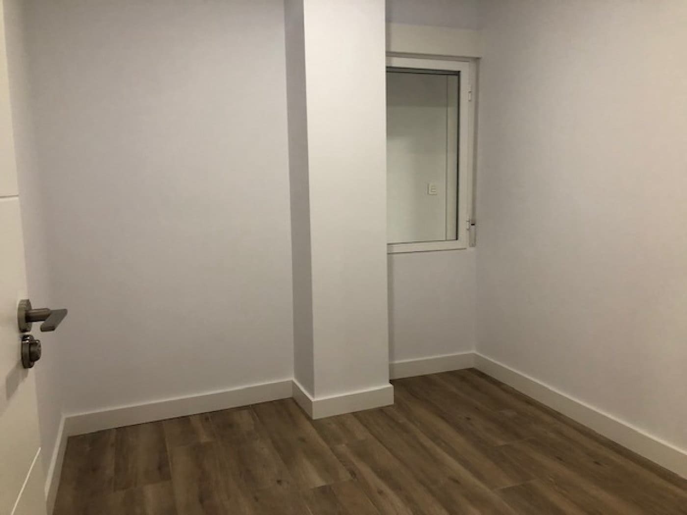 Appartement de 3 chambres à louer à Elche / Elx avec garage - 850 € (Ref: 9456489)