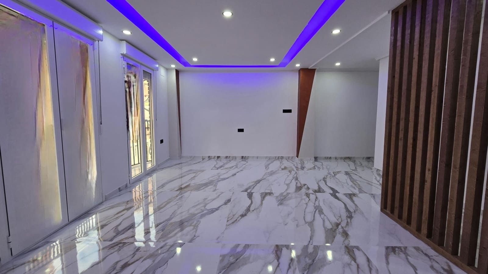 Piso de 2 habitaciones en Elche / Elx en venta - 160.000 € (Ref: 9465673)