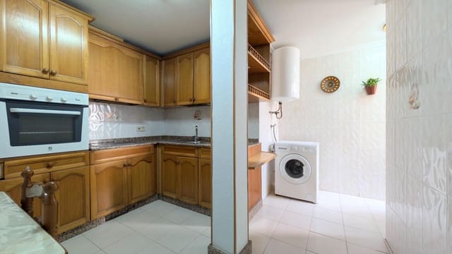 Piso de 2 habitaciones en Elche / Elx en venta - 115.000 € (Ref: 9465674)