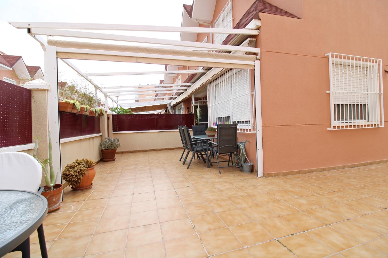 4 Zimmer Bungalow zu verkaufen in Elche / Elx mit Pool Garage - 413.000 € (Ref: 9470585)