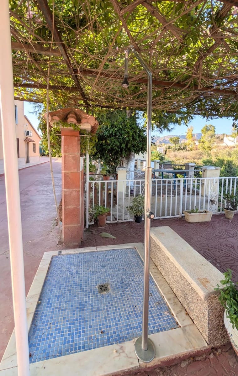 5 quarto Moradia para venda em Albatera com piscina garagem - 299 000 € (Ref: 9470965)