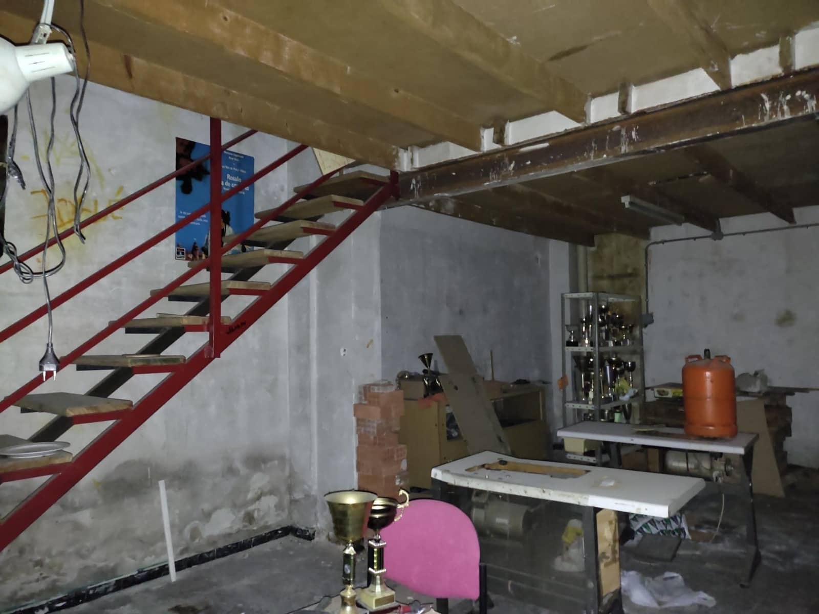 Commercial for sale in Elda - € 79,000 (Ref: 9482124)