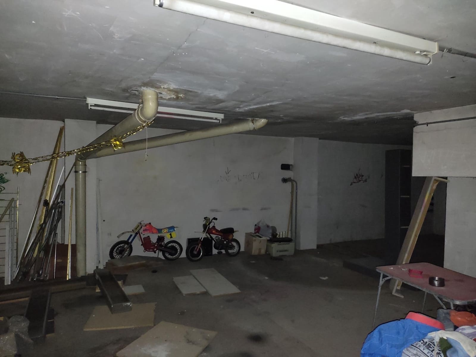 Commercial for sale in Elda - € 79,000 (Ref: 9482124)