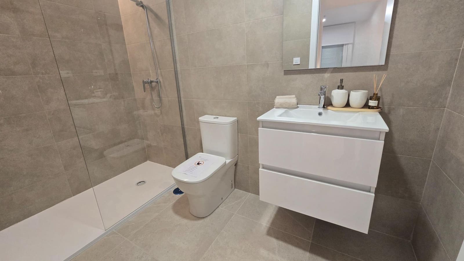 2 bedroom Flat for sale in Elche / Elx with pool - € 245,000 (Ref: 9488766)