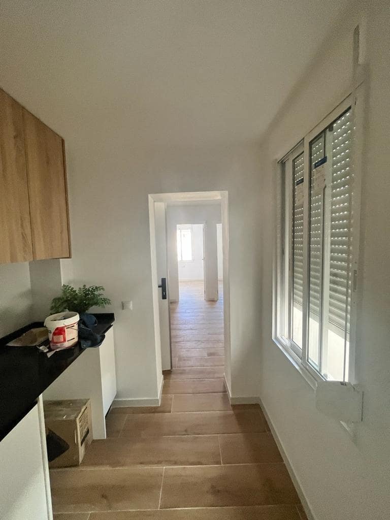 2 bedroom Flat for sale in Elche / Elx - € 104,995 (Ref: 9491618)