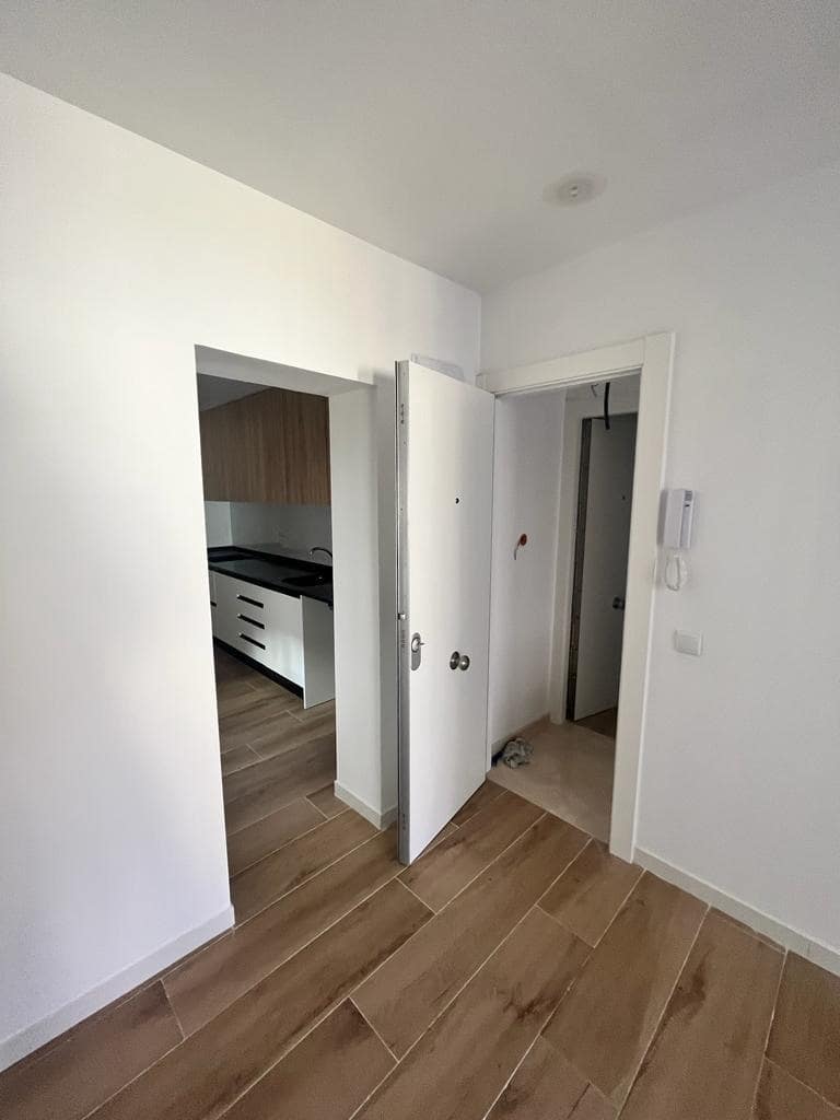 2 bedroom Flat for sale in Elche / Elx - € 104,995 (Ref: 9491618)