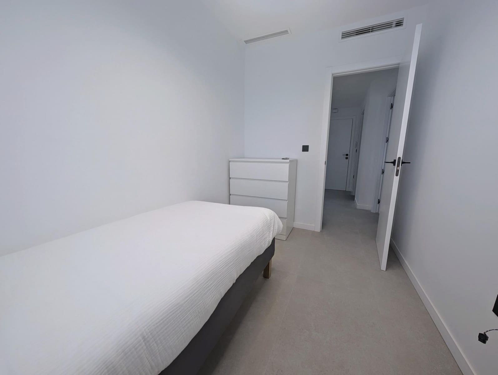 Piso de 2 habitaciones en Castalla en venta - 120.000 € (Ref: 9491619)