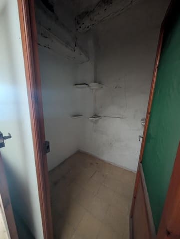 4 soveværelse Byhus til salg i Biar - € 35.000 (Ref: 9496368)