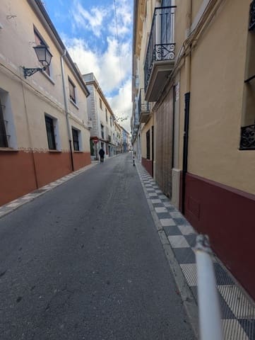 4 soveværelse Byhus til salg i Biar - € 35.000 (Ref: 9496368)