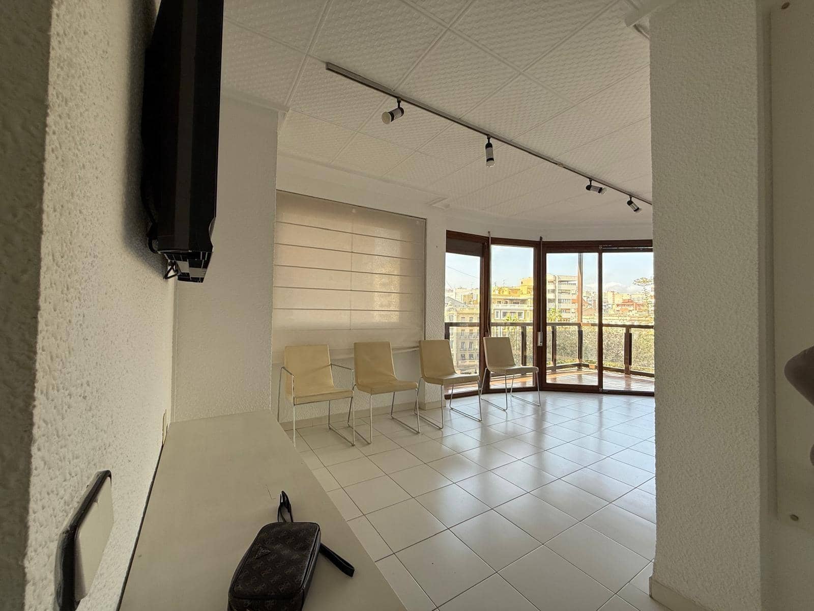 5 bedroom Flat for sale in Alicante / Alacant city - € 585,000 (Ref: 9502588)