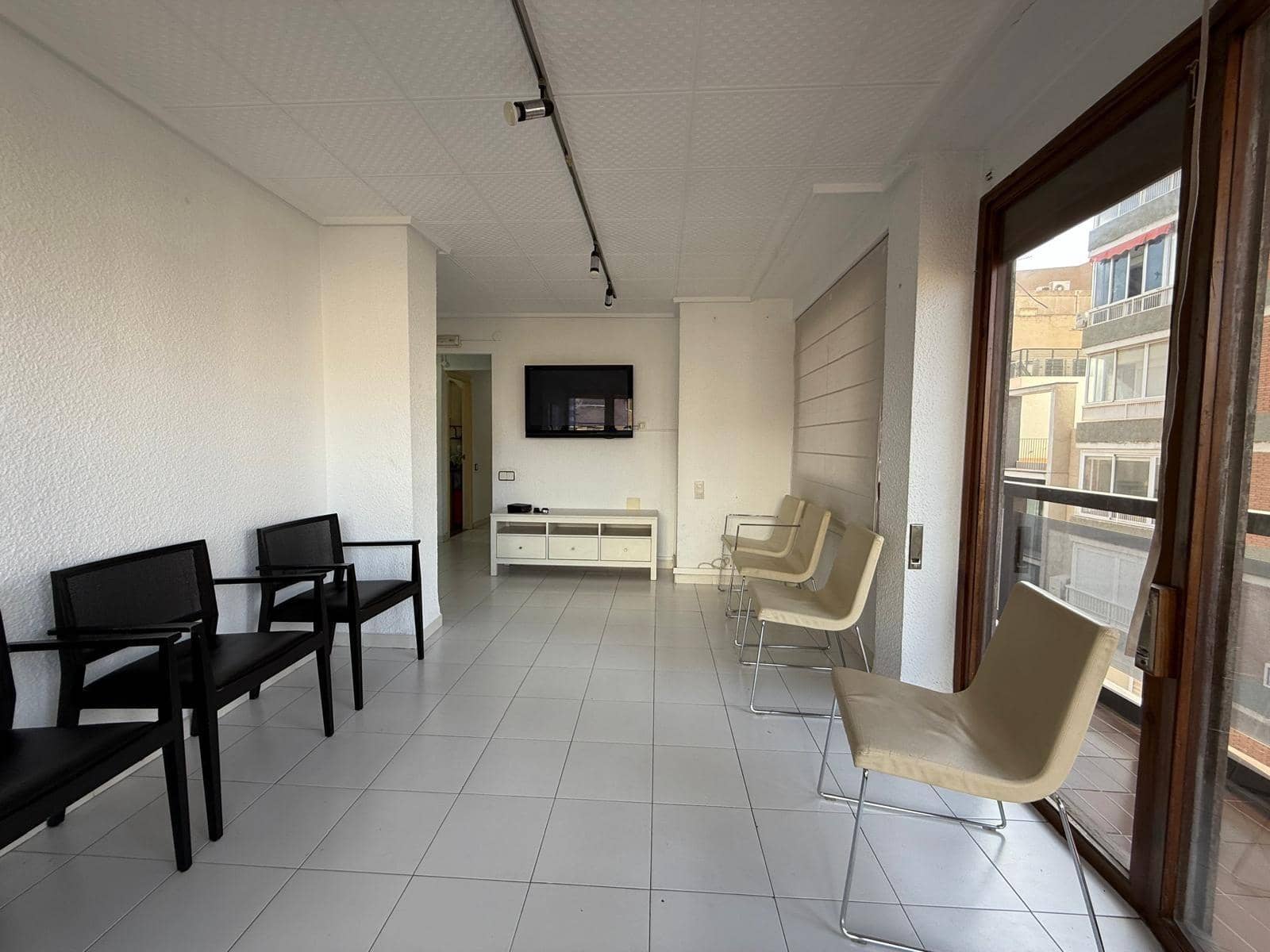 5 bedroom Flat for sale in Alicante / Alacant city - € 585,000 (Ref: 9502588)