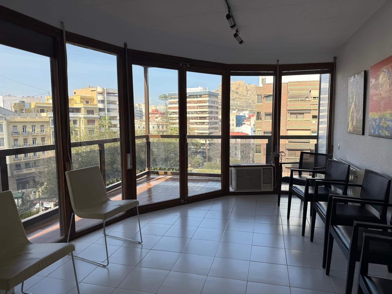 5 bedroom Flat for sale in Alicante / Alacant city - € 585,000 (Ref: 9502588)