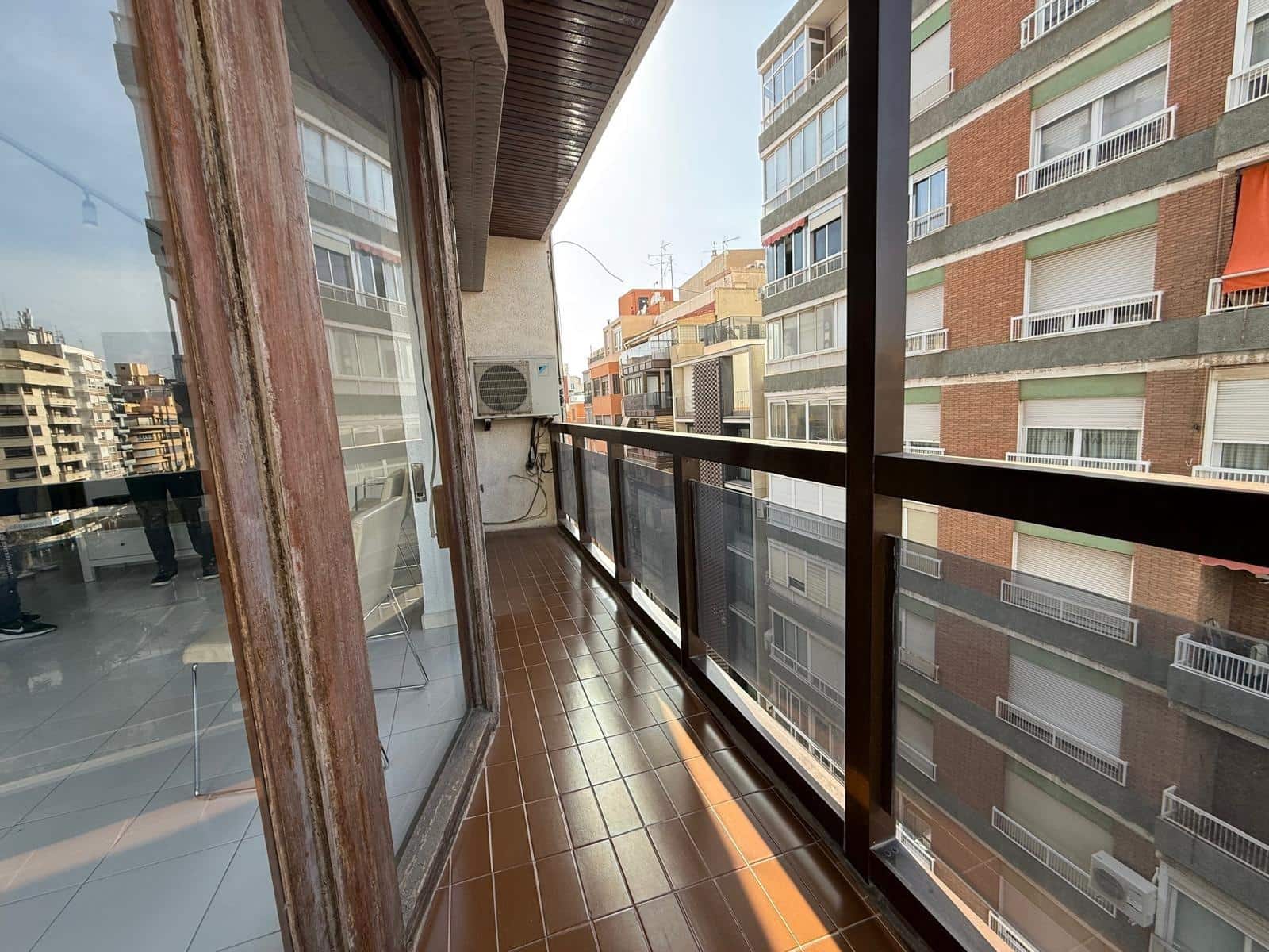 5 bedroom Flat for sale in Alicante / Alacant city - € 585,000 (Ref: 9502588)