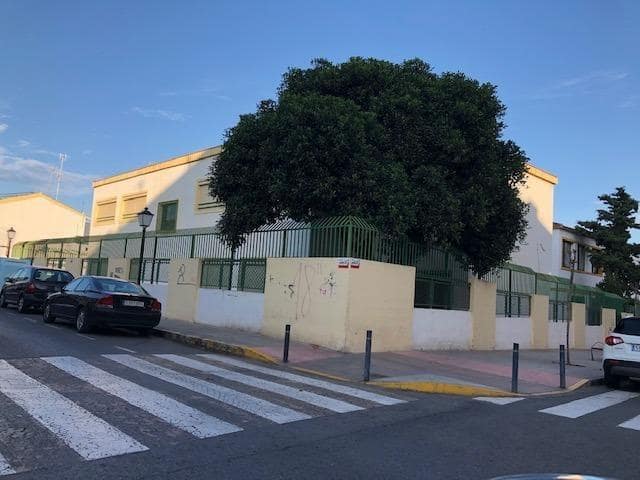 3 slaapkamer Rijtjeshuis te koop in Elche / Elx - € 160.000 (Ref: 9509163)