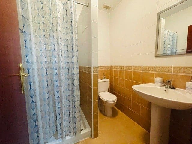 2 makuuhuone Asunto myytävänä paikassa Monforte del Cid mukana uima-altaan 
autotalli - 210 000 € (Ref: 9527854)