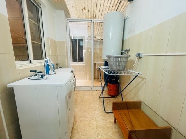 4 sypialnia Mieszkanie na sprzedaż w Elche / Elx - 150 000 € (Ref: 9527855)