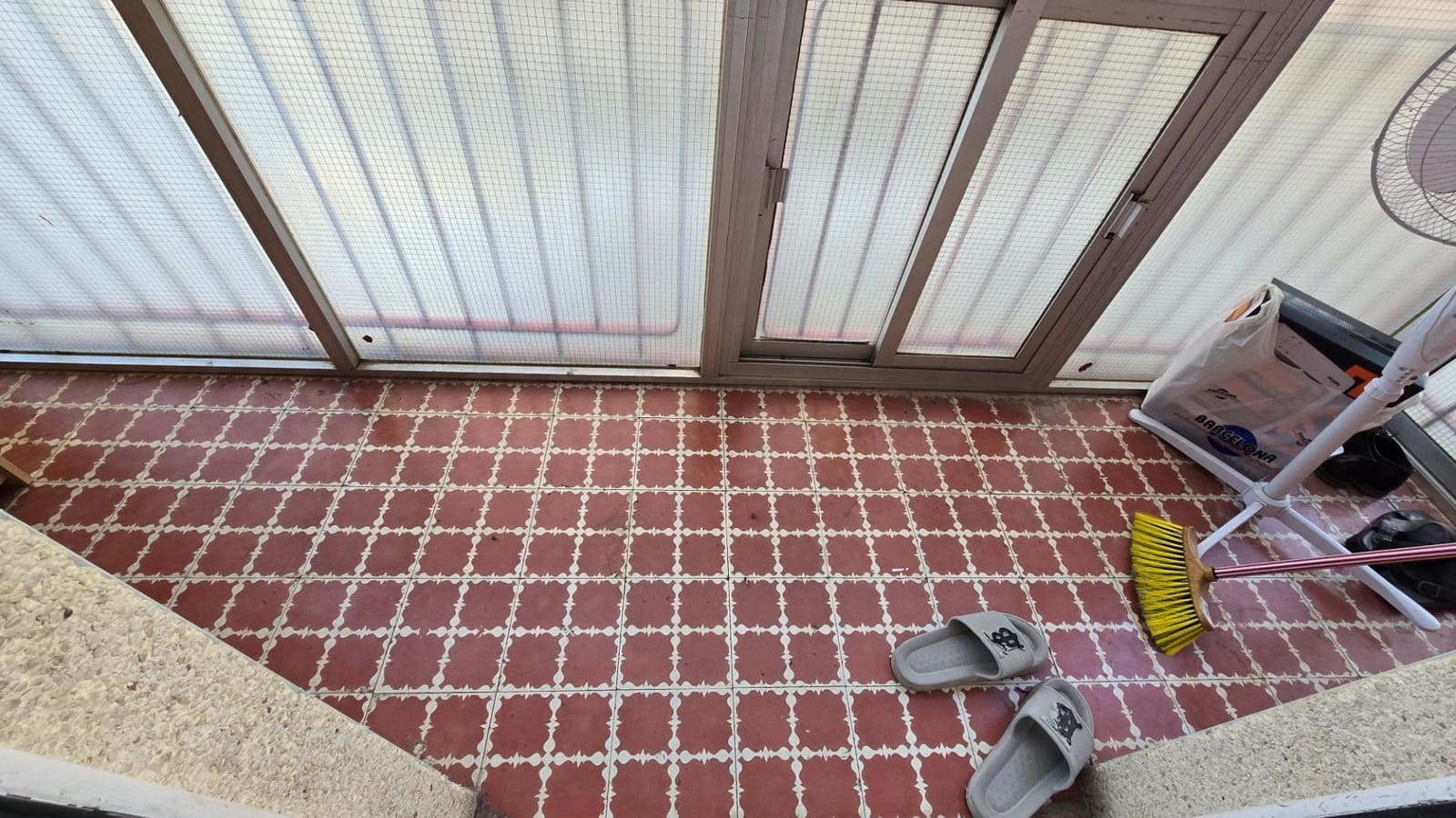 Piso de 3 habitaciones en Elche / Elx en venta - 116.000 € (Ref: 9536813)