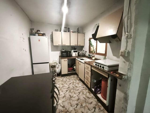4 slaapkamer Huis te koop in Xàtiva - € 80.000 (Ref: 10055435)