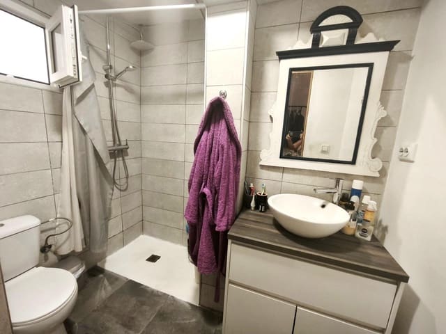 4 slaapkamer Huis te koop in Xàtiva - € 80.000 (Ref: 10055435)