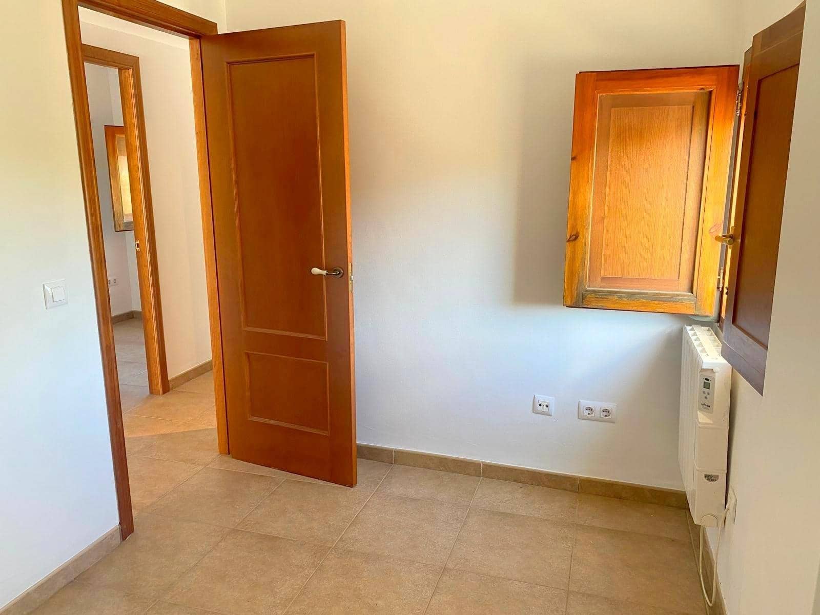 3 camera da letto Appartamento in vendita in Navalon - 69.900 € (Rif: 10067832)