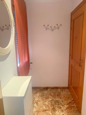 4 bedroom Penthouse for rent in Moixent - € 500 (Ref: 10089588)