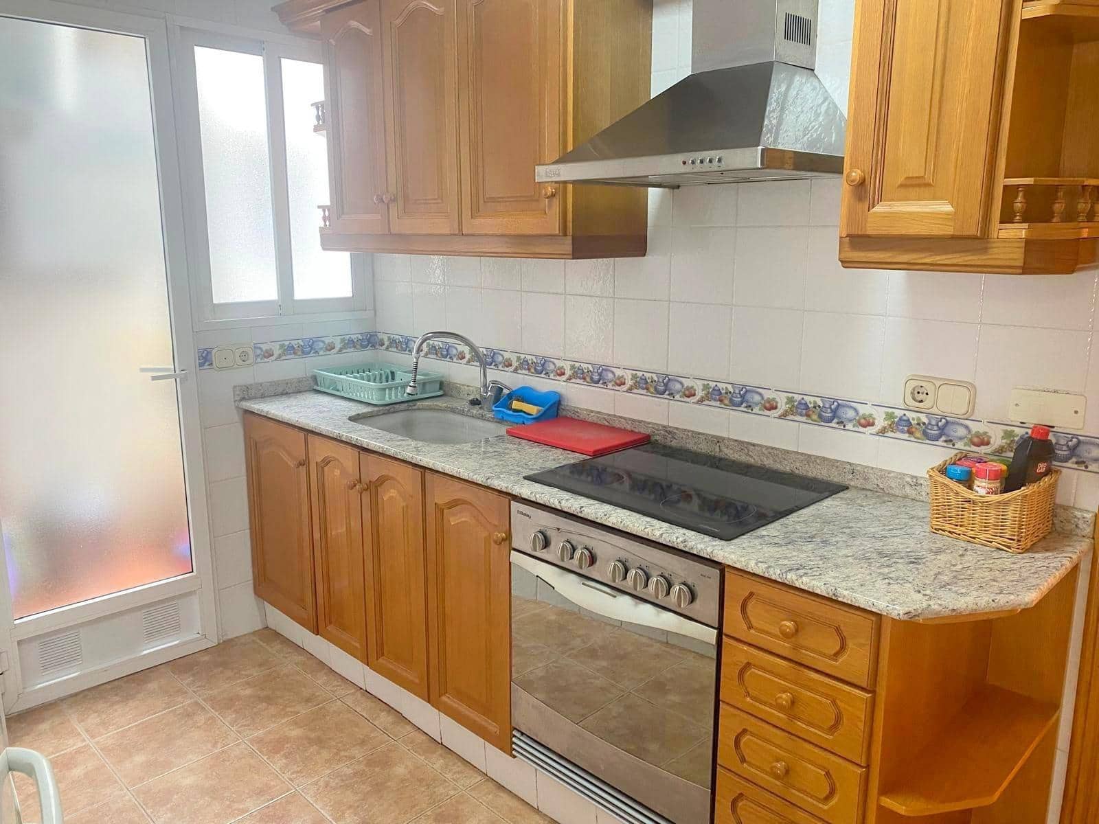 Penthouse de 4 chambres à louer à Moixent - 500 € (Ref: 10089588)
