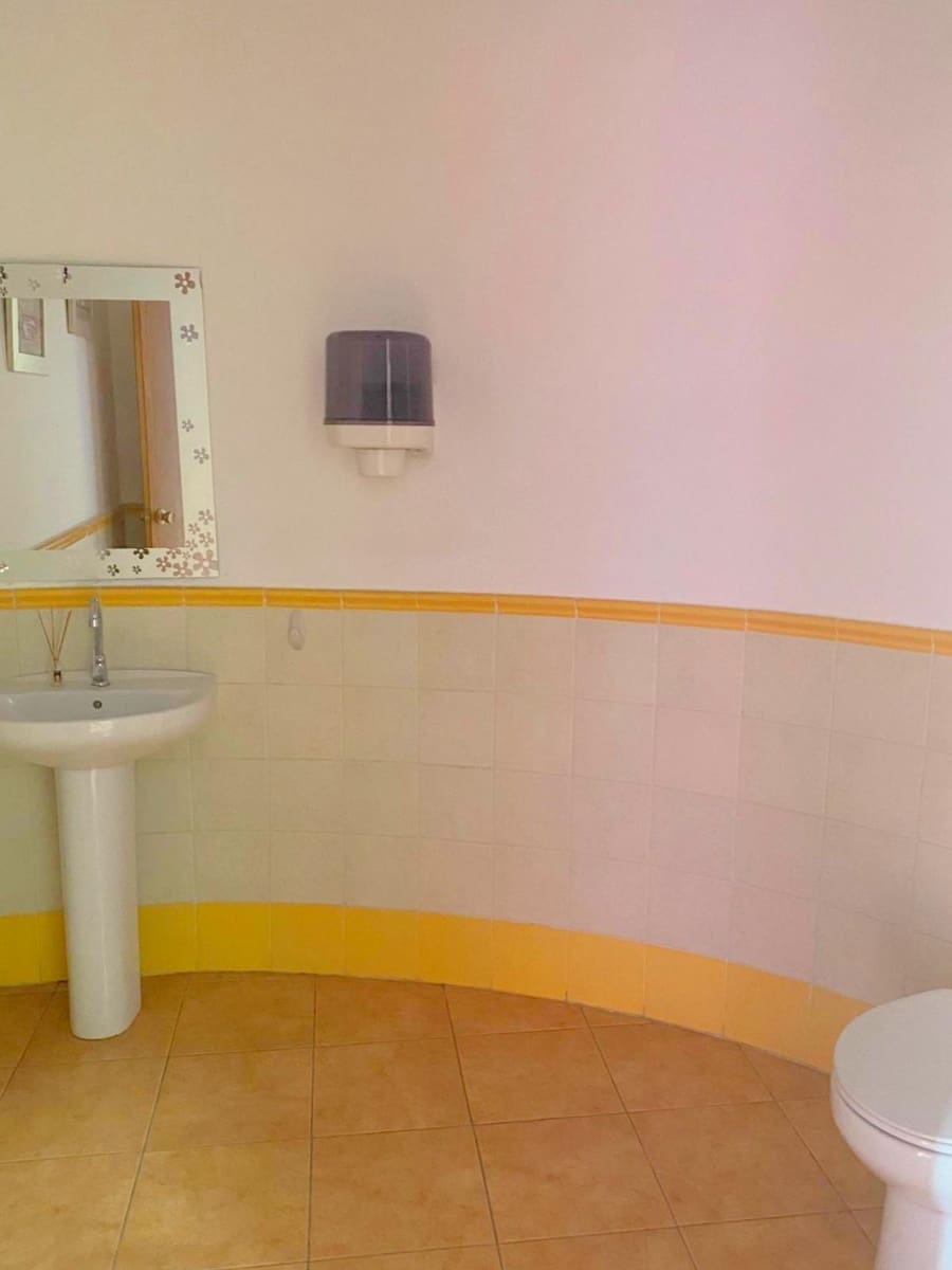 Commerciale da affittare in Moixent - 350 € (Rif: 1965641)