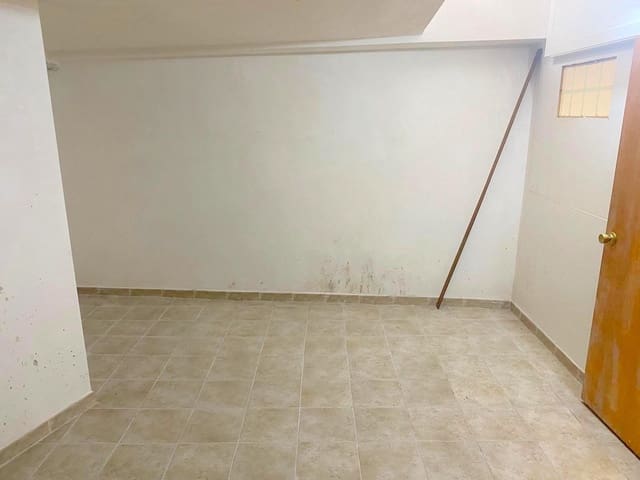 Erhverv til leje i Moixent - € 350 (Ref: 1965641)