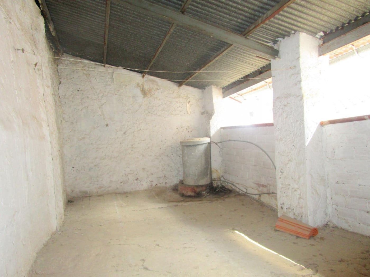 5 soveværelse Byhus til salg i Moixent - € 80.000 (Ref: 3139055)