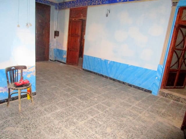 5 soveværelse Byhus til salg i Moixent - € 80.000 (Ref: 3139055)