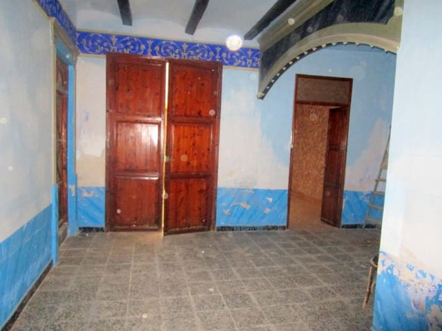 5 soveværelse Byhus til salg i Moixent - € 80.000 (Ref: 3139055)