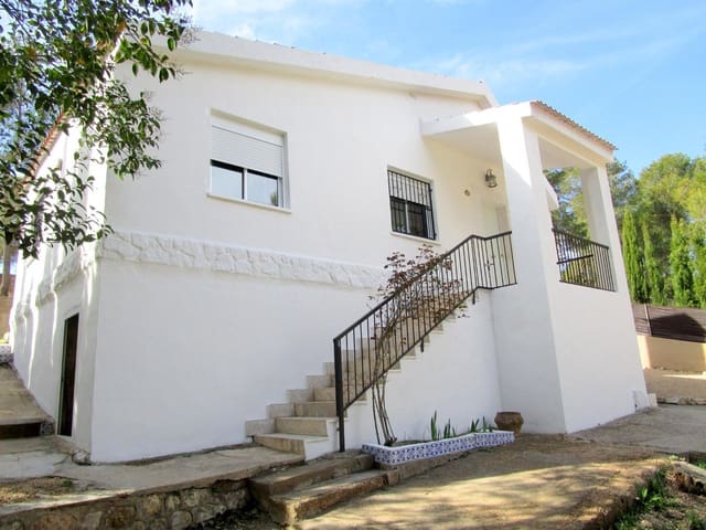 Chalet de 2 habitaciones en Moixent en venta con garaje - 100.000 € (Ref: 3139086)