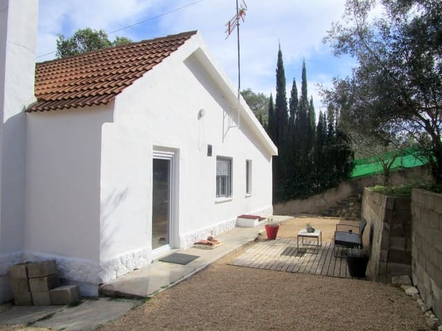 Chalet de 2 habitaciones en Moixent en venta con garaje - 100.000 € (Ref: 3139086)