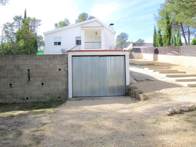 Chalet de 2 habitaciones en Moixent en venta con garaje - 100.000 € (Ref: 3139086)