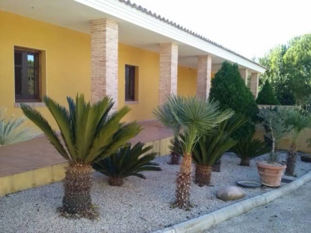 5 sovrum Villa till salu i Navarrés med garage - 380 000 € (Ref: 3139107)