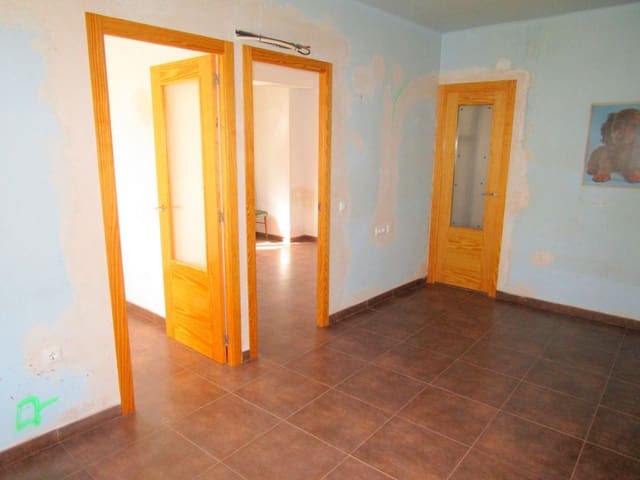 3 slaapkamer Flat te koop in La Font de la Figuera - € 60.000 (Ref: 3368300)