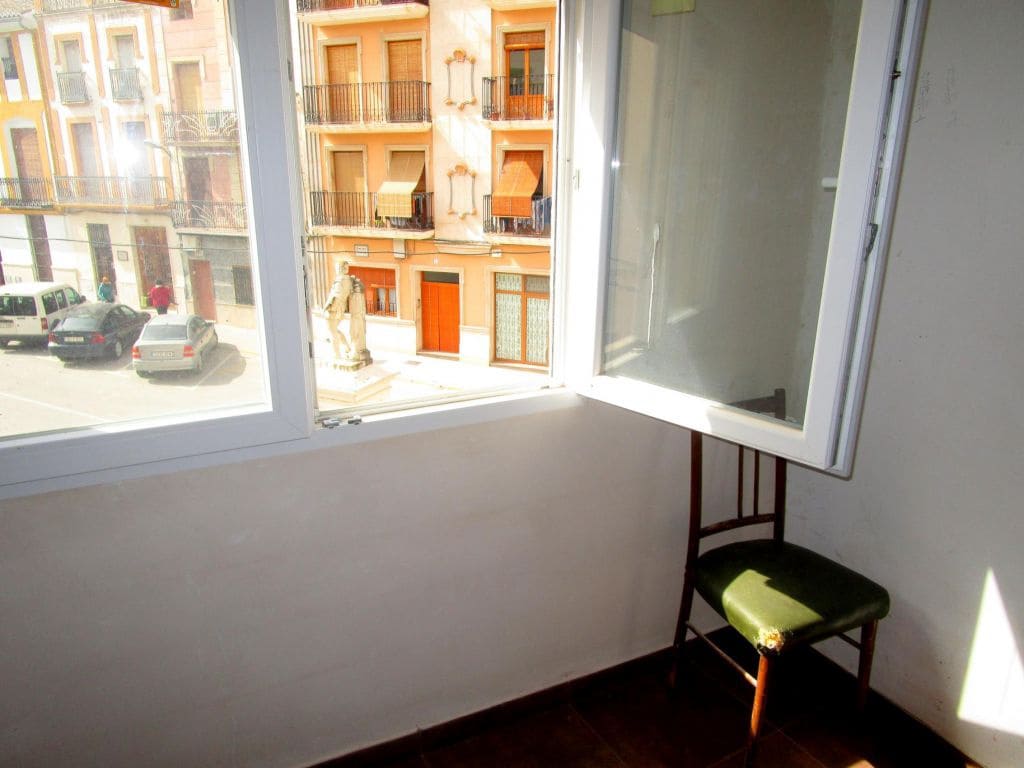 3 slaapkamer Flat te koop in La Font de la Figuera - € 60.000 (Ref: 3368300)