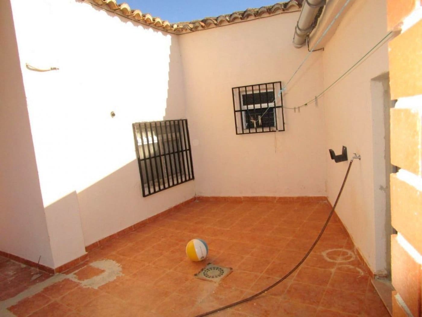 2 quarto Moradia para venda em Montesa com piscina - 95 000 € (Ref: 3588752)