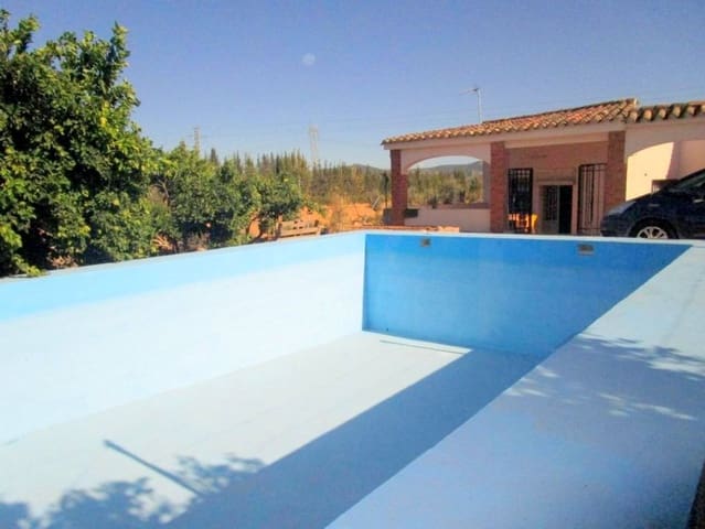 2 quarto Moradia para venda em Montesa com piscina - 95 000 € (Ref: 3588752)