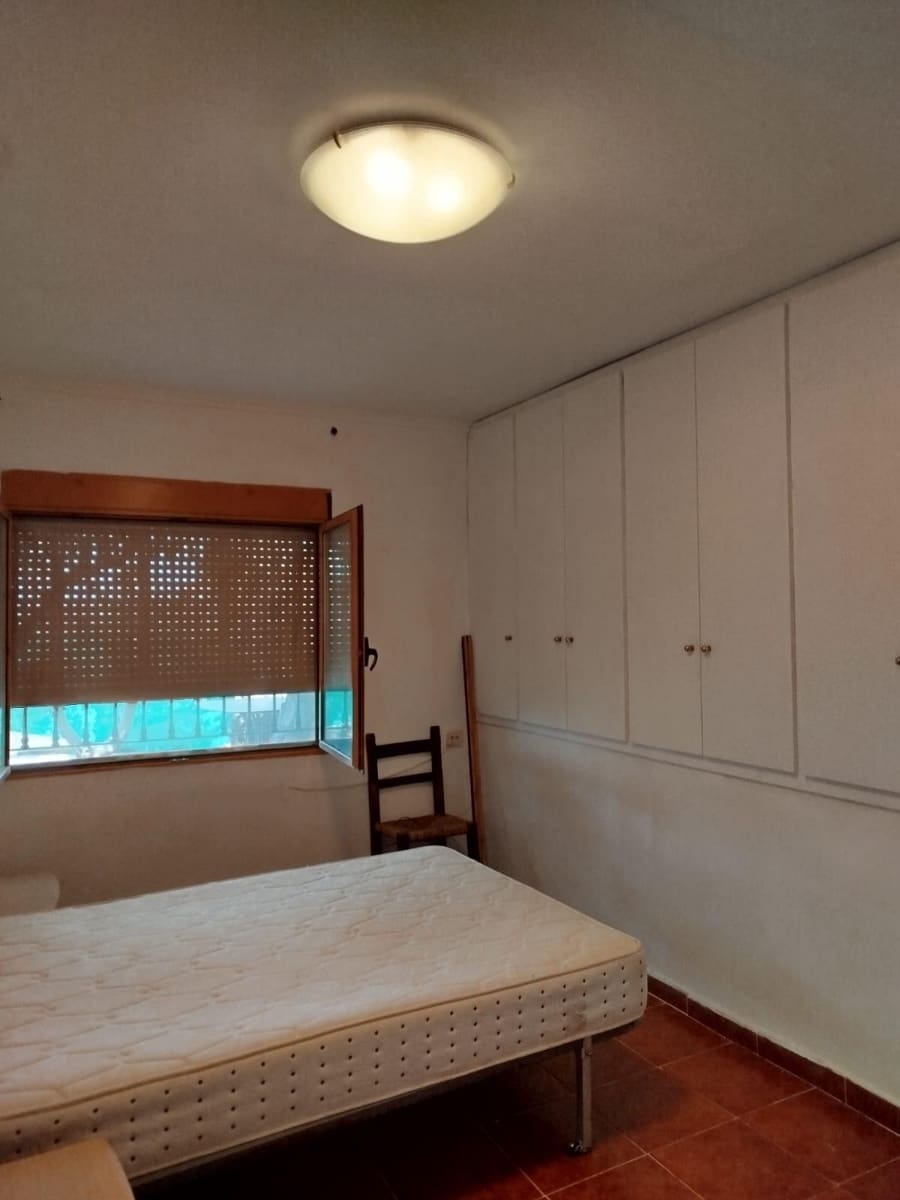 3 Zimmer Villa zu vermieten in Xativa mit Pool - 630 € (Ref: 4377339)
