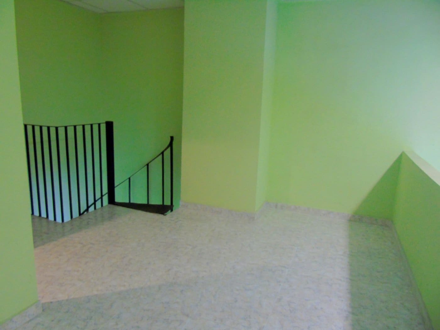 Commercial for rent in Xativa - € 300 (Ref: 4921987)