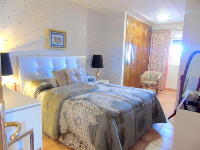 Adosado de 3 habitaciones en Benisuera en venta con piscina - 299.000 € (Ref: 6181833)